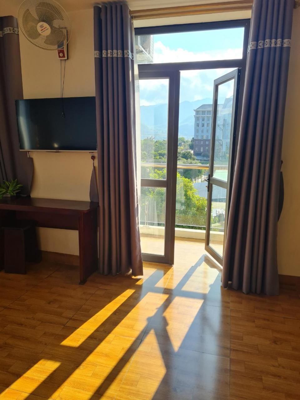 Ta Lan Than Minh Son Hotel מראה חיצוני תמונה